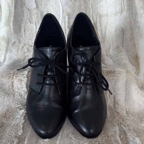 X-Appeal Black Leather Lace-Up Heels - Picture 3 of 7